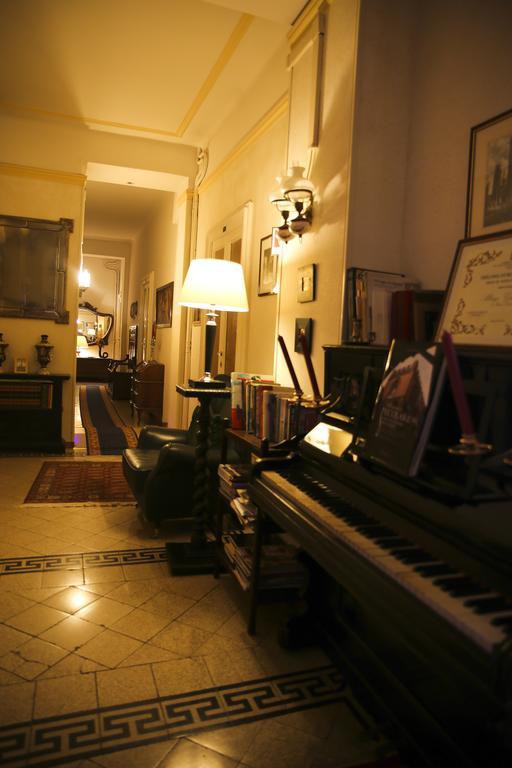 בולוניה Albergo Garisenda מראה חיצוני תמונה